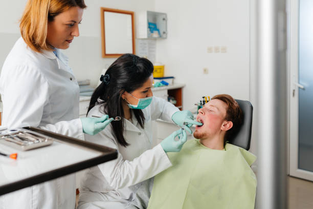 Best Emergency Wisdom Teeth Removal in Boling, TX
